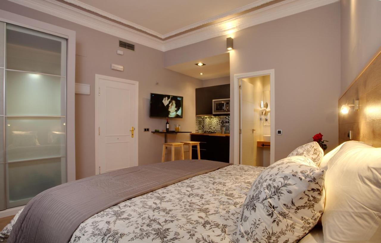 Suites You Platinum Madri Exterior foto
